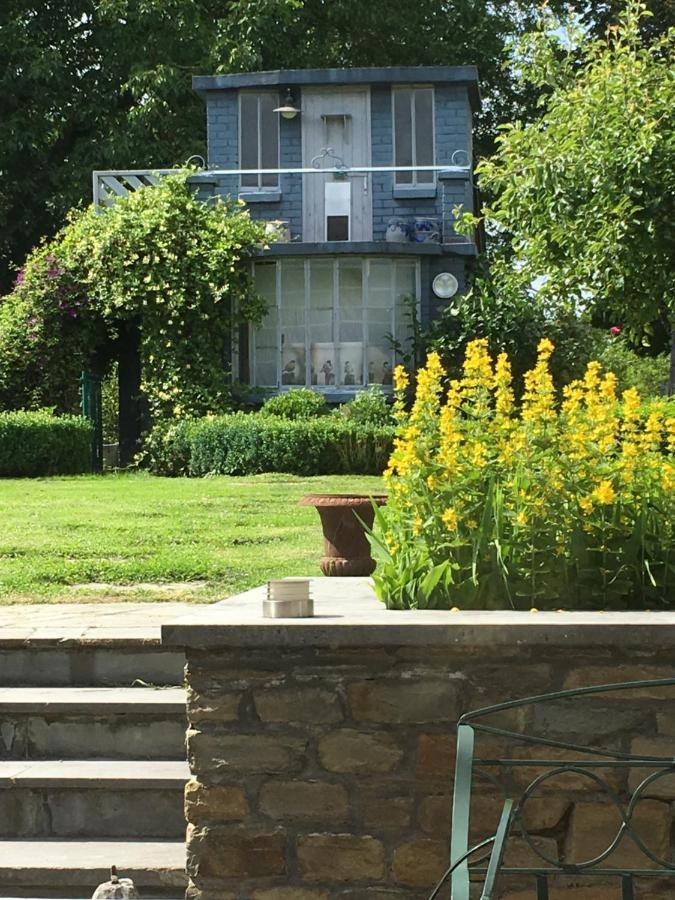 Maison Et Son Jardin Situes Dans Le Condroz Marchin